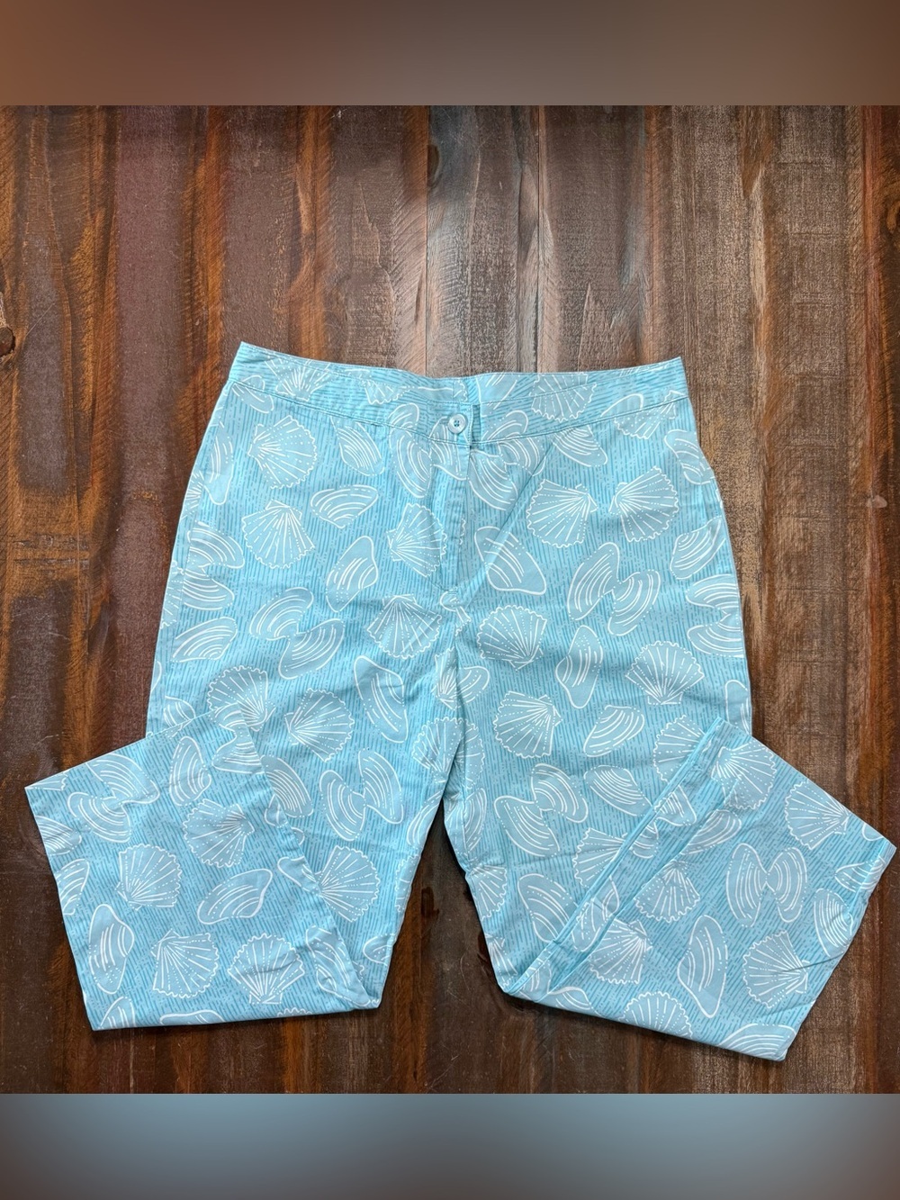 Lilly Pulitzer 97% Cotton Women’s Size 8P Sea Shell Print Crop EUC